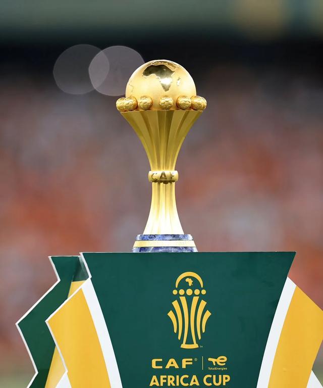 首发出战圣保利！诺伊尔追平伊梅尔并列德甲门将出场榜次席