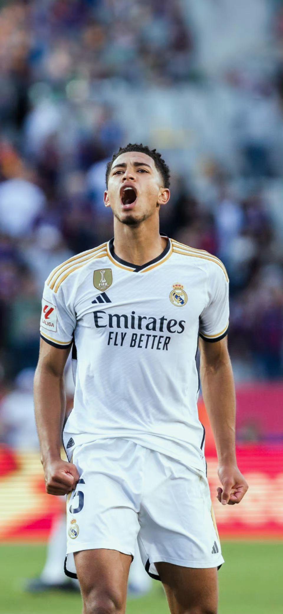 罗马诺：滕哈格正与阿贾克斯谈回归执教，但尚未做出决定