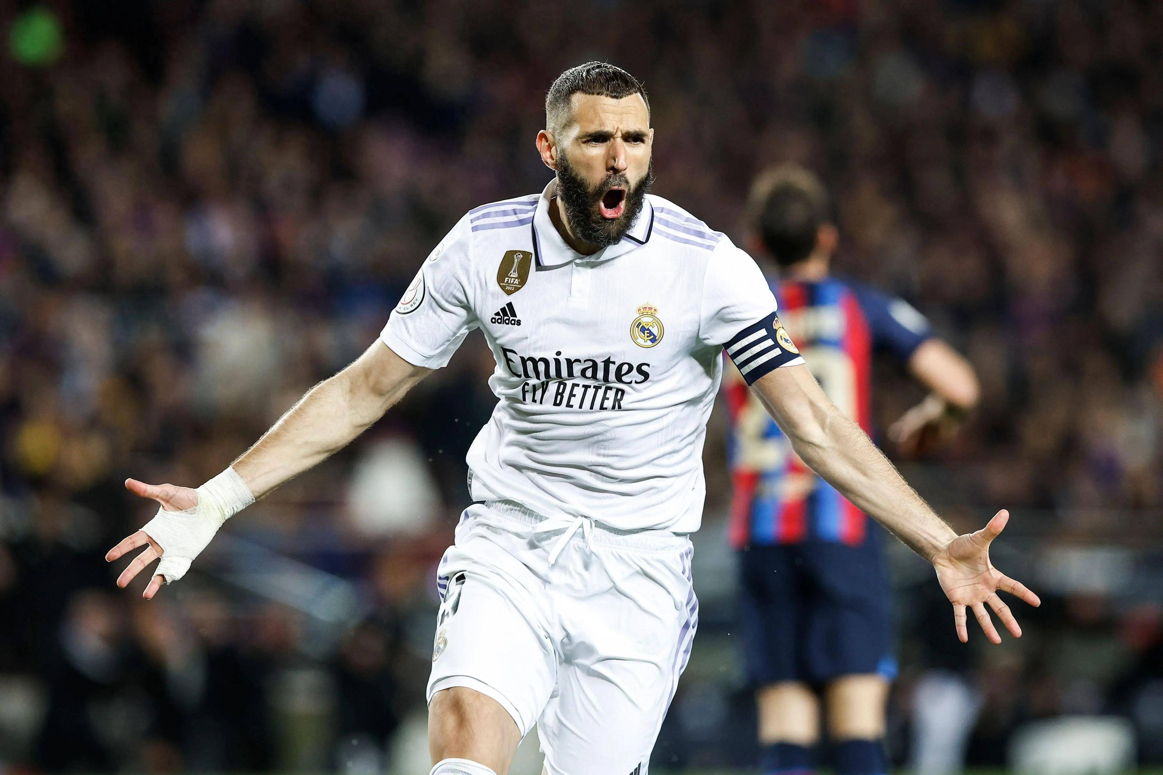 议起复盘｜三杀雷霆！文班的天赋是他们之间最大的鸿沟！（复盘三杀雷霆：文班的天赋是两队之间的最大分水岭）