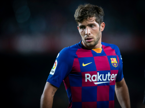 为什么外野手追飞球时必须掌握“第一步”的预判重力